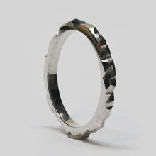 Load image into Gallery viewer, Stackable Geode Ring - White Platinum
